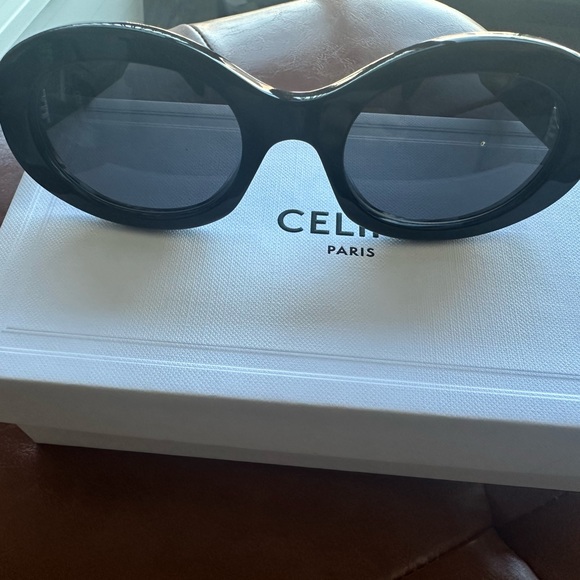 CELINE TRIOMPHE CL40194U sunglasses black - Picture 3 of 6